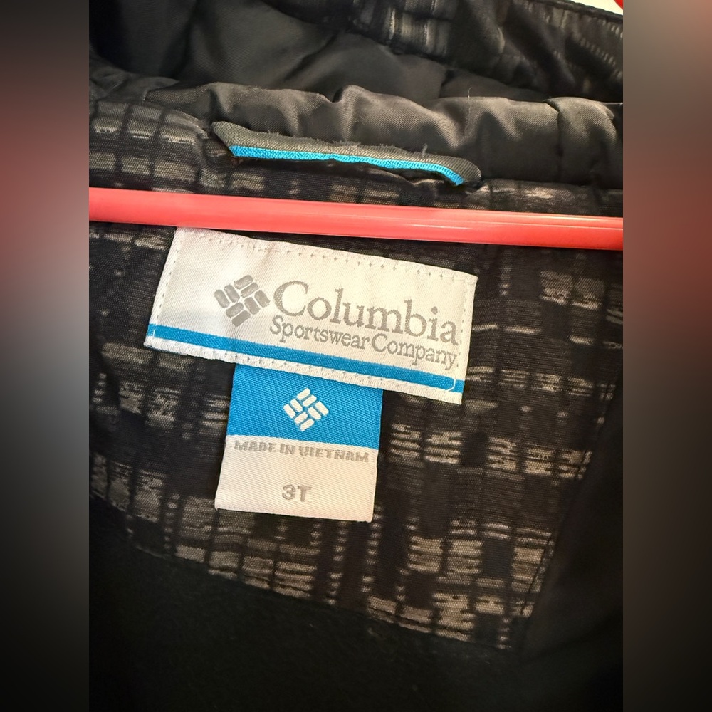 Columbia Toddler Winter Coat 3T Black Hooded Puffer Jacket Insulated - Picture 10 of 12